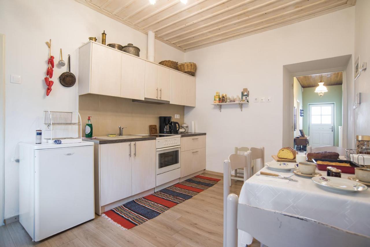 Guesthouse Simou With View 3 Bedrooms Arachova Exterior photo
