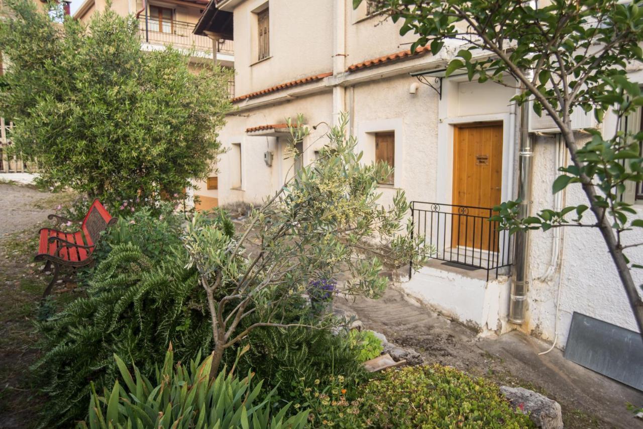 Guesthouse Simou With View 3 Bedrooms Arachova Exterior photo